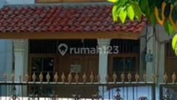 Dijual Cepat Rumah + Kost an Aktif Dekat Kampus 2