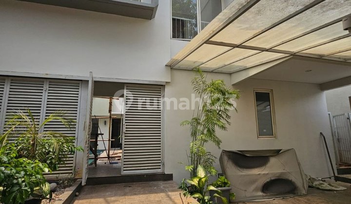 For Rent Semi-Furnished Ready-to-Occupy House in Senopati Area