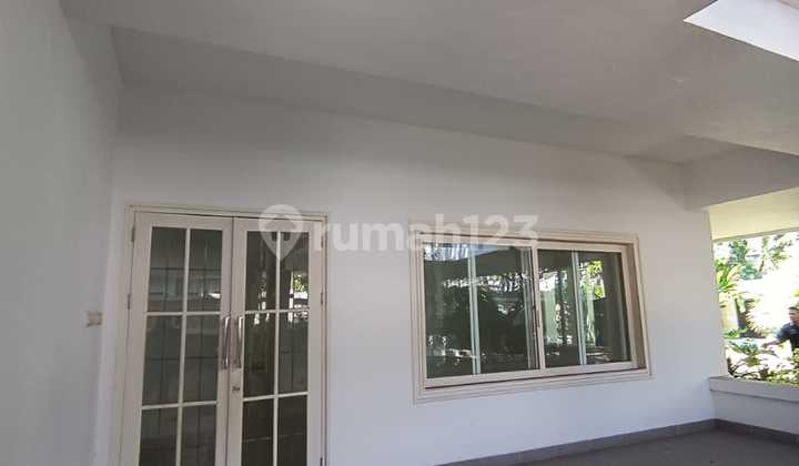 Dijual Rumah Mewah Kawasan Elite Menteng  2