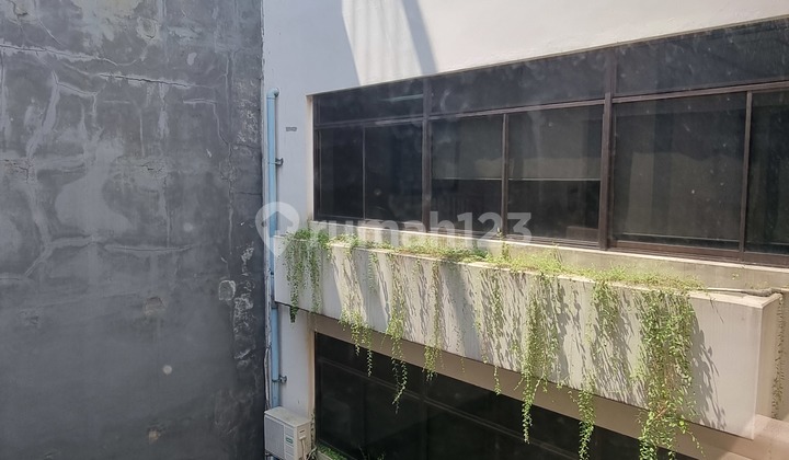 Dijual Gedung Wisma Haka 5 Lantai Lokasi Strategis Dijual Gedung Wisma Haka 5 Lantai Lokasi Strategis