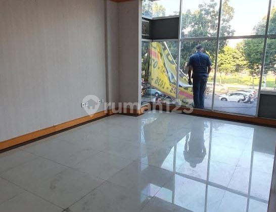 Dijual Ruko Komersial 4 Lantai Di Menteng Dalam 