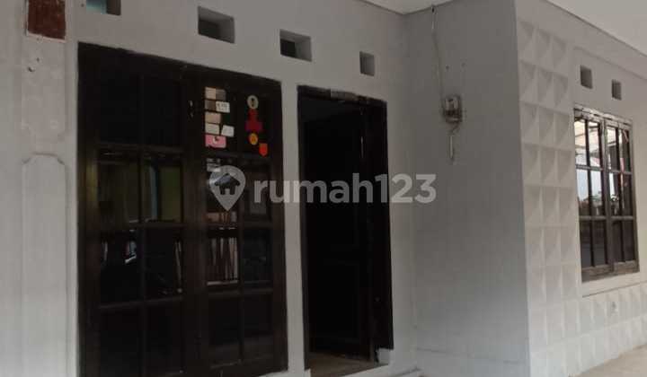 Dijual Rumah Tua Lokasi Strategis di Tebet Dijual Rumah Tua Lokasi Strategis di Tebet