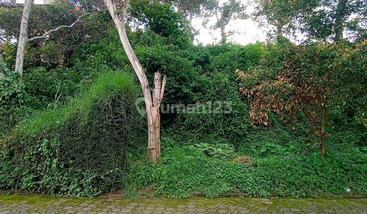 Tanah di Villa istana bunga HGB bentuk downslop view gunung 1