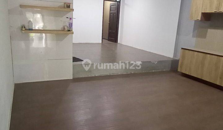 Rumah 2 lantai dekat ke pintu tol pasteur, setra sari mall, PVJ  1