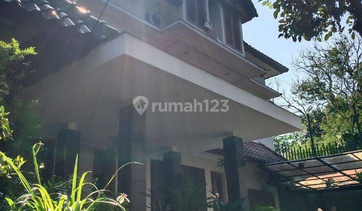 Rumah lux 2 Lantai Bagus kokoh terawat di mainroad bandung Utara  2