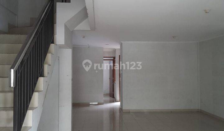 Rumah Minimalis Modern Disewa 2 Lantai Onegate Keamanan 24 Jam  1