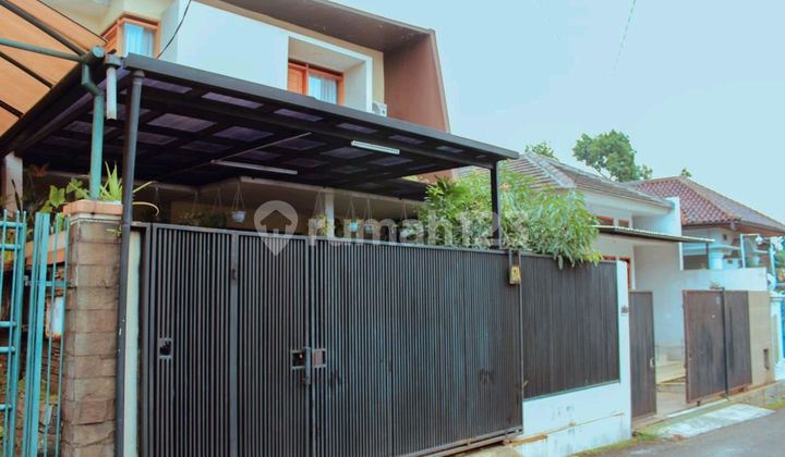 Rumah Minimalis Cantik Siap Huni 2 Lantai Terawat Lingkungan Tenang Rumah Minimalis Cantik Siap Huni 2 Lantai Terawat Lingkungan Tenang
