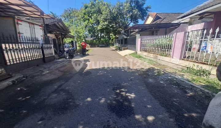 For Quick Sale: Brand New Land-Calculated House in Ujungberung, Bandung. 2