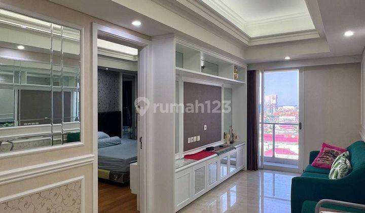 Sewa Apartemen One East 1 BR Fully Furnished Interior View City 1