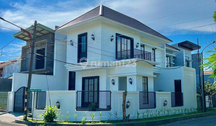 Jual Rumah Baru Rungkut Asri Utara 2 Lantai Colonial Modern Hoek 1