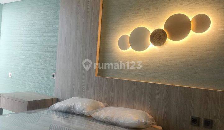 Apartemen Belleview 2 BR Lantai 19 Furnished New View Pool City 1