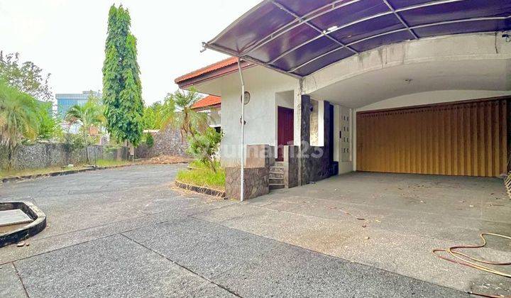 Rumah Komersil Jemursari 20 Meter Ke Jalan Raya Carport Luas 2