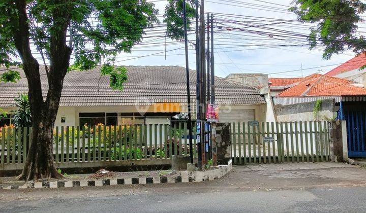 Rumah Hook Strategis Luas Nol Jalan Tempat Parkir Loss 1