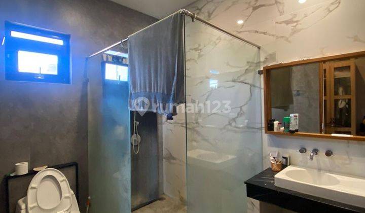 Dijual Rumah Mewah Modern Tropis Layak Huni di Bandung Tengah Kota  2