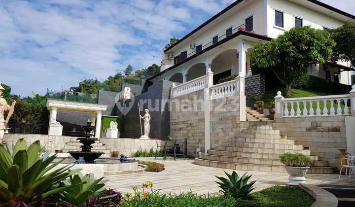 Dijual Rumah Villa Lembang Bandung