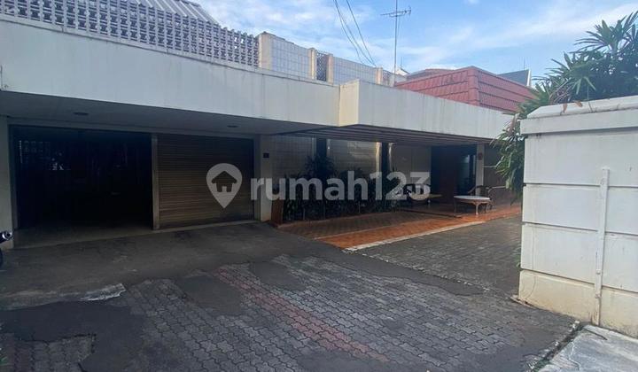 Dijual Rumah Simprug Golf Jakarta Selatan 2