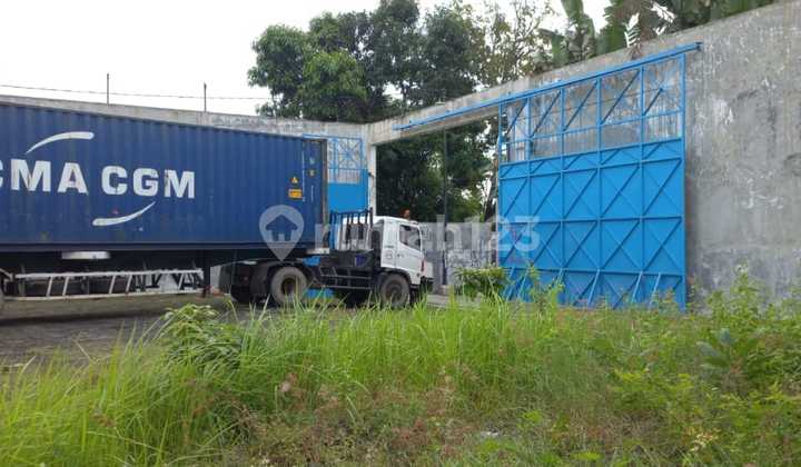 Warehouse for Sale in Solo, Central Java Warehouse for Sale in Solo, Central Java