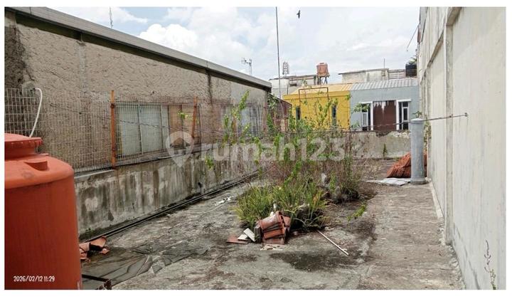 For Sale 3-Story Shop House Setrasari Bandung 2