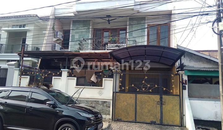 Dijual Rumah Kelapa Gading