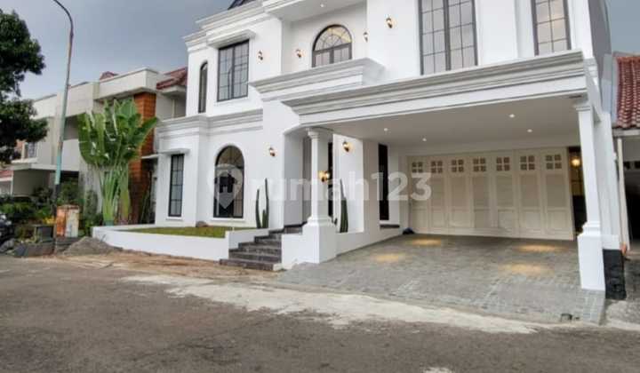 Perumahan Cluster di Bintaro, Rumah 2 Lantai Mewah LT 225 Mtr, dengan Swimming Pool, 2 Garasi, 2 Carport