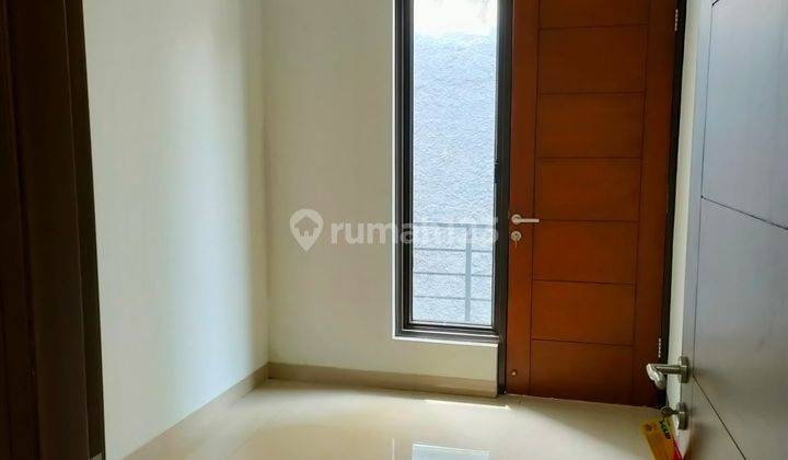 Taman Cosmos, Rumah Baru 2 Lantai Uk. 5 X 20 Disewakan, Hadap Selatan  8