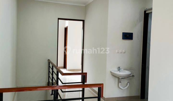 Taman Cosmos, Rumah Baru 2 Lantai Uk. 5 X 20 Disewakan, Hadap Selatan  12