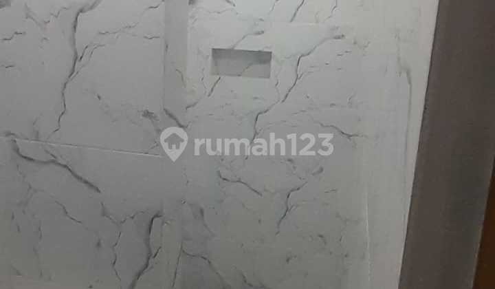 Taman Ratu, Rumah Baru 2 Lantai Uk.6x15 Hadap Selatan, Jalan 2 Mobil 2