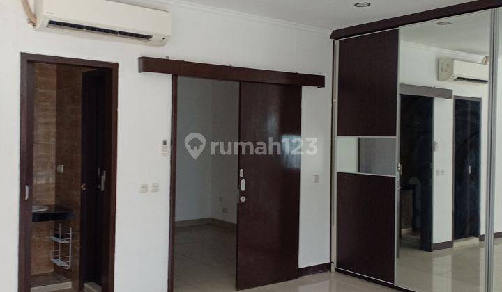 Perumahan Green Ville Tahap 4, Rumah 3 Lantai Uk. 6 X 15 Hadap Utara, Jalan 2 Mobil 2