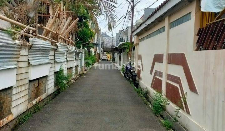 Duri Kepa, Rumah Baru Indent 3 Lantai Uk. 3 X 13 Hadap Selatan, Jalan 1 Mobil 2