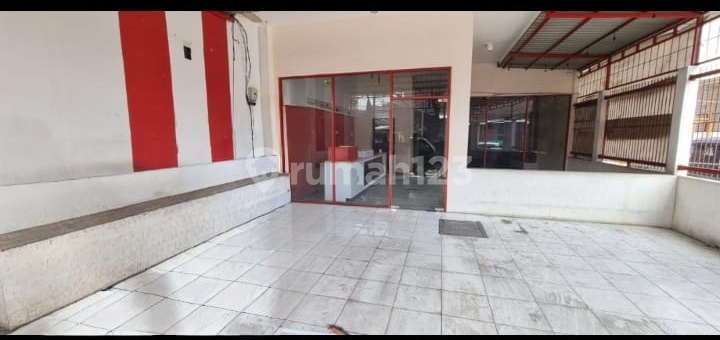 Duri Kepa, 2.5-Story Shop House, Land Size (4+3 X 18) Strategic. 2