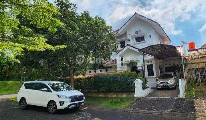 Rumah Hook 310 m² di Graha Taman Bunga Bsb City Semarang 1