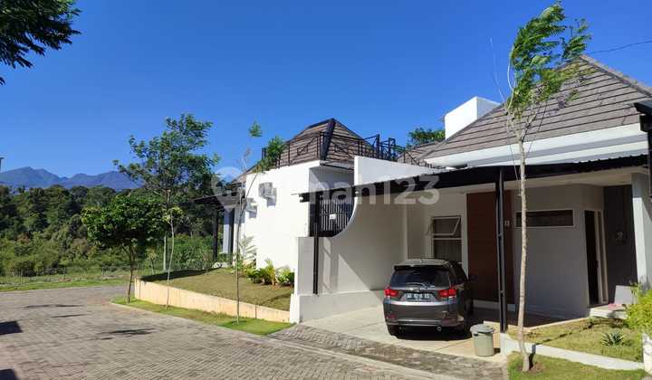 Full Furnished, View Gunung di Bsb Village 1