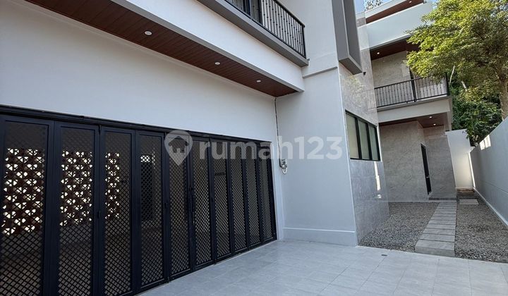 Rumah Mewah Gress Di Salatiga Dekat Universitas Kristen Satya Wacana, Bca Kcu Salatiga 2