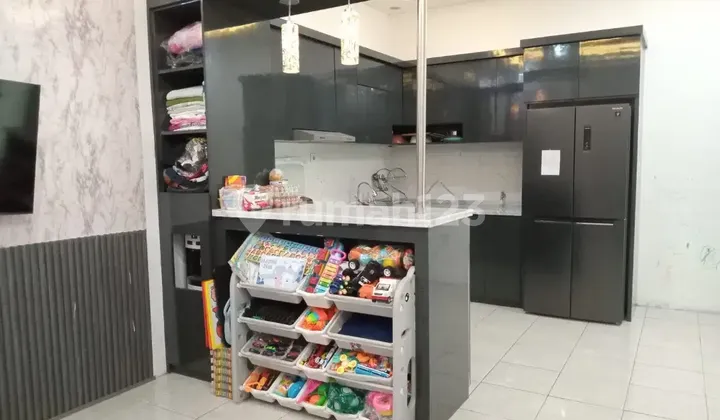 Rumah Hook di Pesona Jatisari Bsb 1