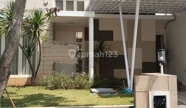 Rumah Bagus Lt 200 M² Di Graha Padma 1