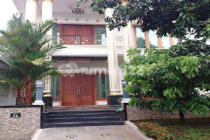 Rumah Bagus Shm Di Graha Taman Bunga Bsb City Kota Semarang 2