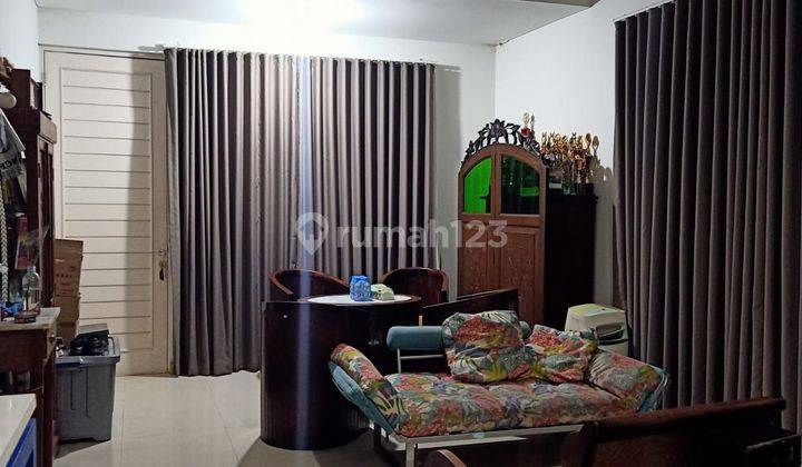 Rumah Lt 162 M² Di Graha Estetika Semarang 2