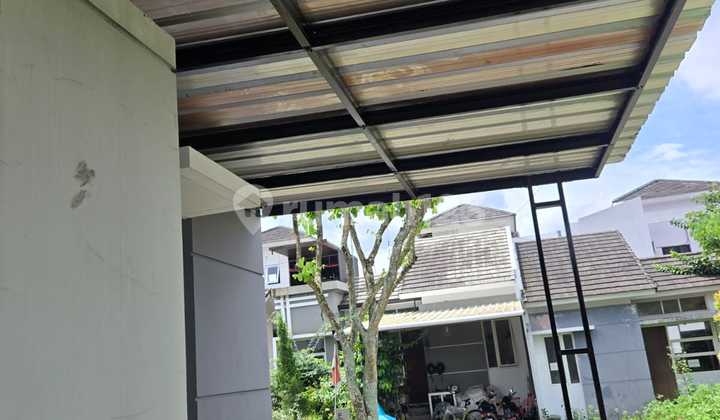 Rumah Hook di Bsb Village 2