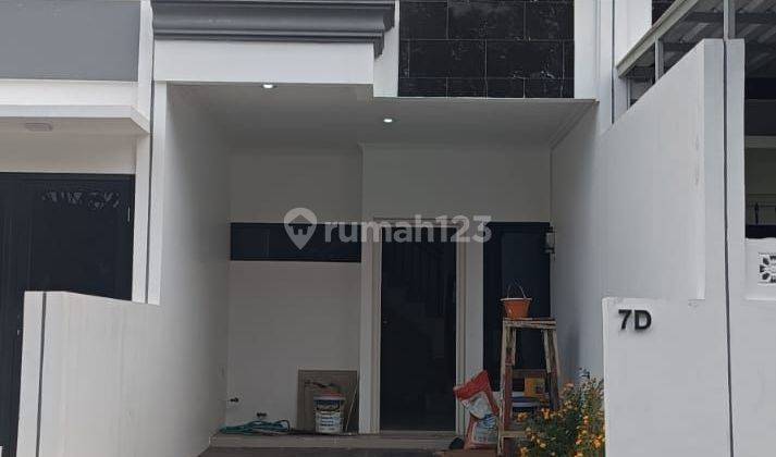 Rumah 2 lantai pinggir jalan modern bisa KPR Cipinang Raya Jakarta timur  2