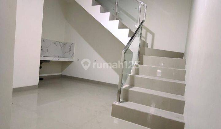 Rumah 2 Lantai Modern Sunter Jakarta Utara  2