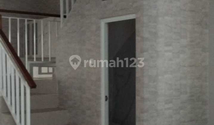 Di Jual Rumah2 Lantai Dekat Tolpisangan Baru Jakarta Timur 2
