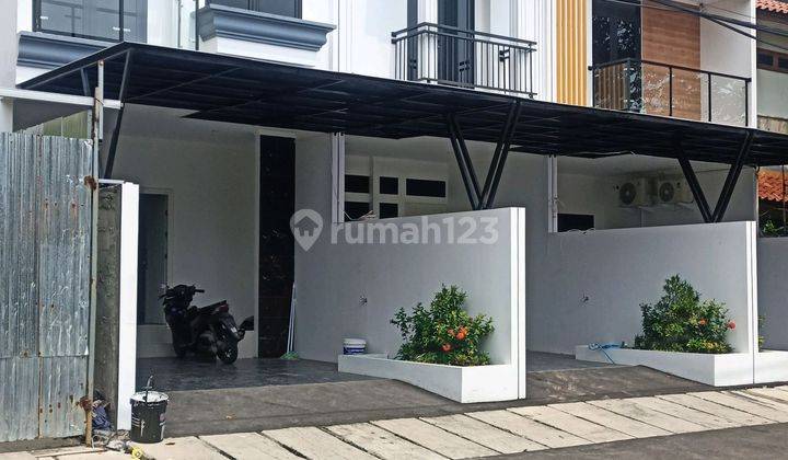 Rumah Di Jual 2 Lantai Mewah Nan Cantik Cempaka Putih Jakarta Pusat 1