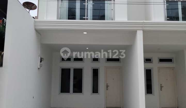 Dijual Rumah 2 Lantai 5 Menit Dari Stasiun Kereta Sawah Besar Dijual Rumah 2 Lantai 5 Menit Dari Stasiun Kereta Sawah Besar