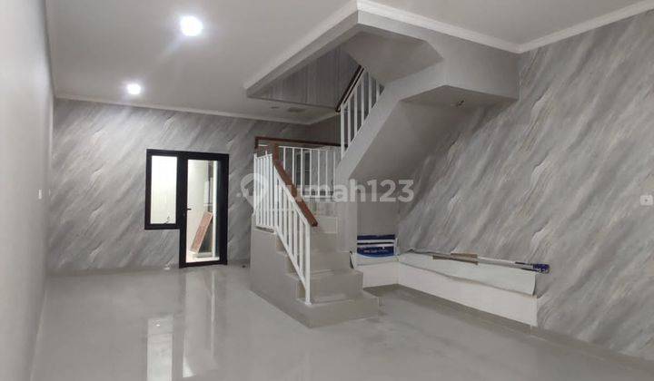 Dijual Rumah 3 Lantai 5 Menit Dari Stasiun Kereta Kemayoran 2