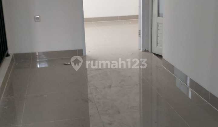 Dijual Rumah 2 Lantai 5 Menit Dari Stasiun Kereta Sawah Besar 2