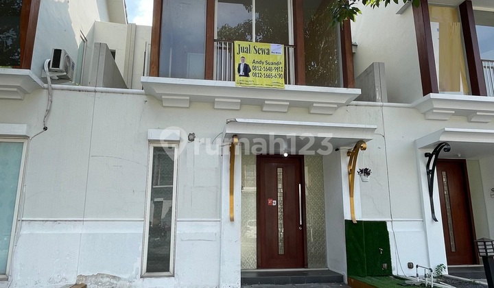 Rumah Modern Grand Harvest Surabaya 