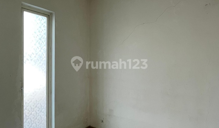 Rumah Modern Grand Harvest Surabaya  2