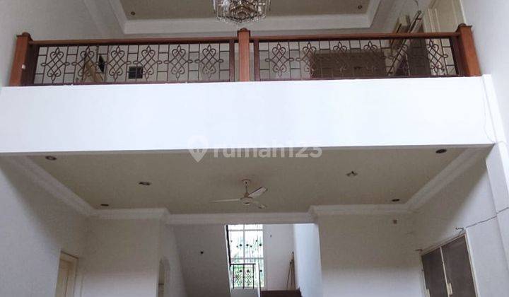 Dijual Rumah Di Central Park Regency Dekat Dari Raya Mulyosari 1