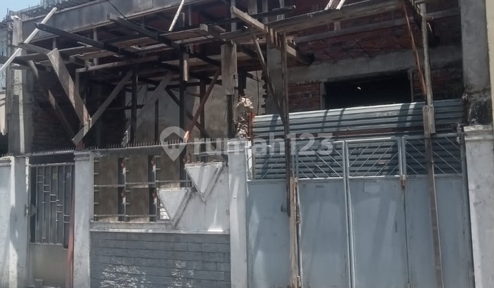 For Sale House on Simolawang Baru Street Surabaya 1