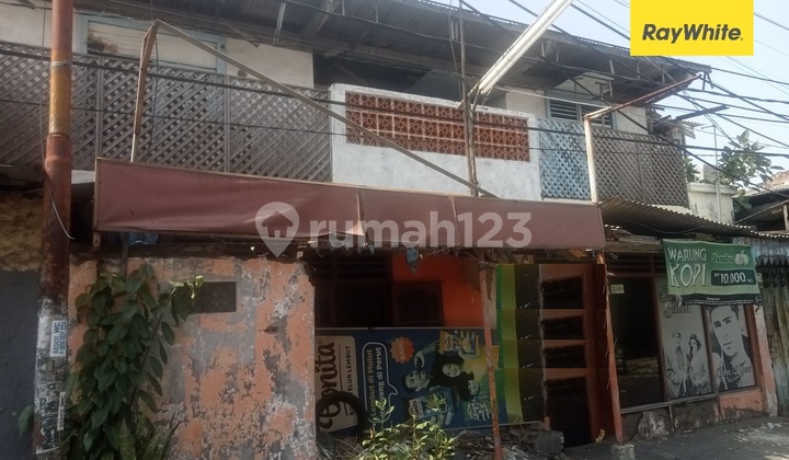 For Sale: House on Simo Katrungan Baru Street, Surabaya 1